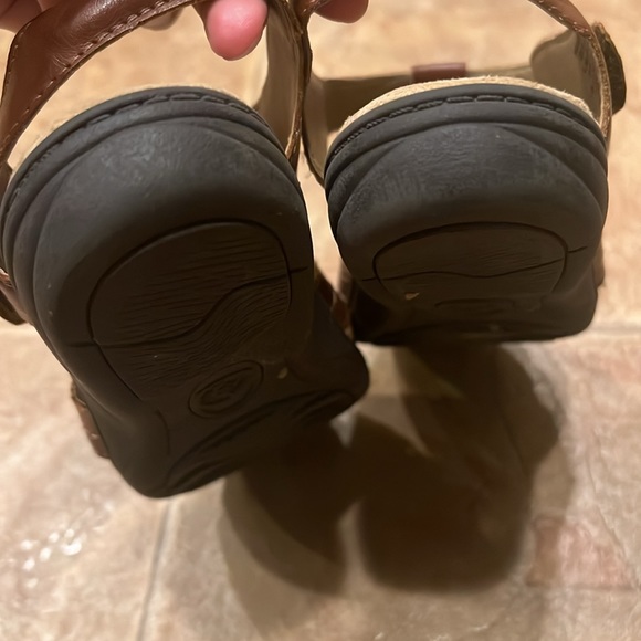 Earth Spirit Sandals - Picture 7 of 7